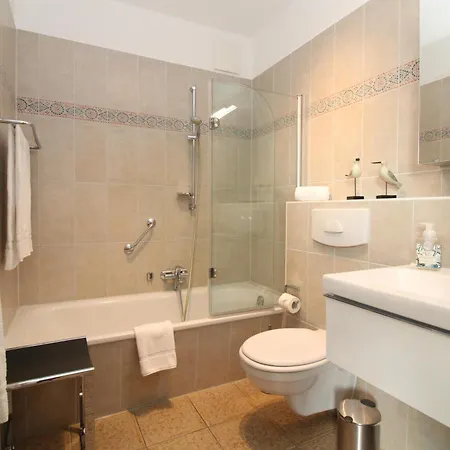 Apartment Appartementhaus Cubanzestrasse 43 23