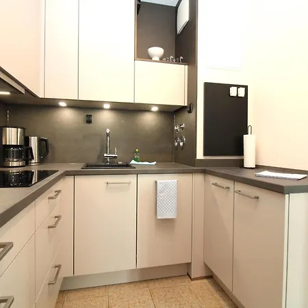 Appartementhaus Cubanzestrasse 43 23 Apartment Kuehlungsborn